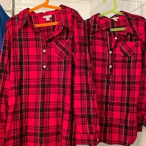 2 Girls Cherokee long sleeve Christmas shirts used once for photos. 98% cotton.
